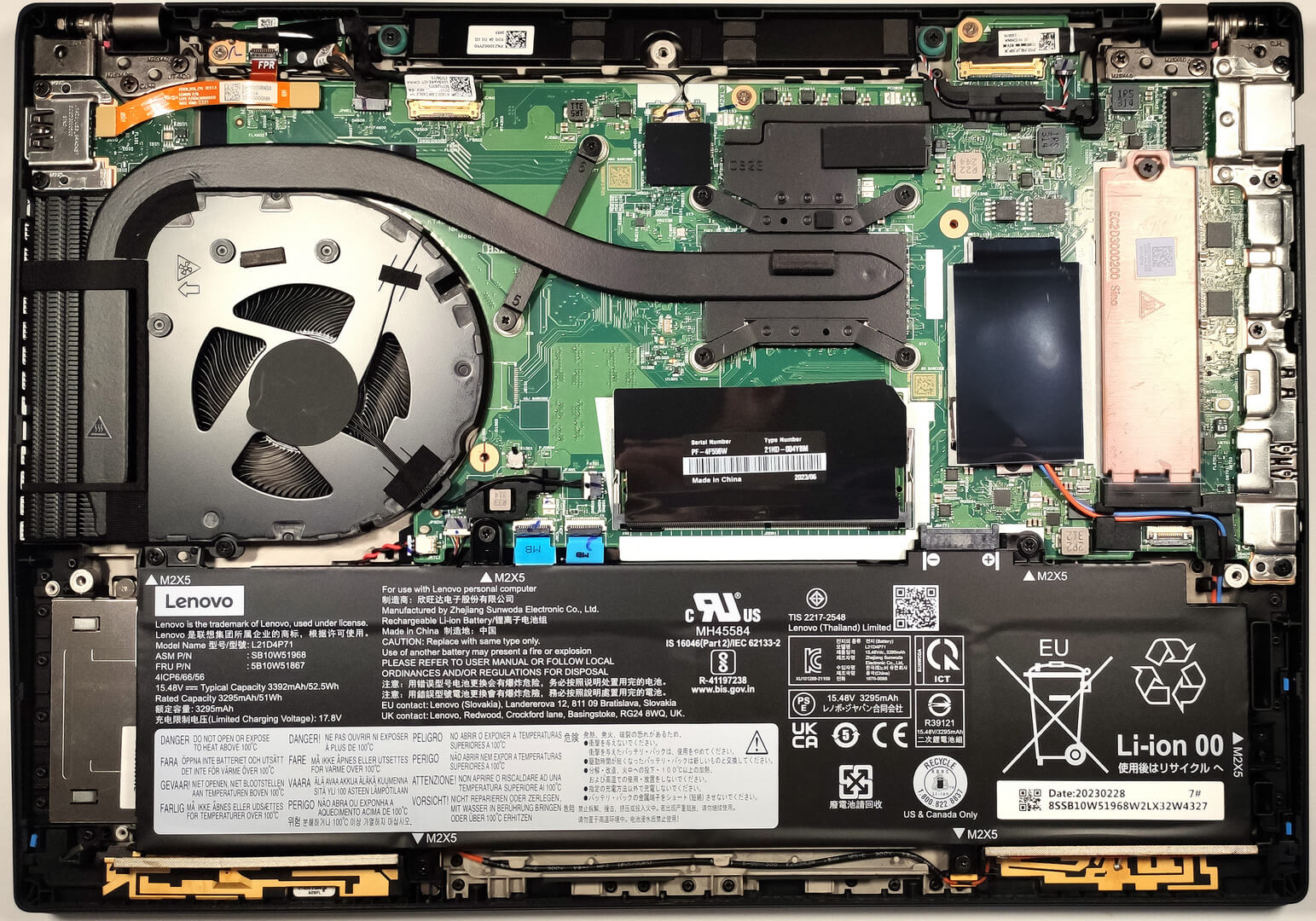 Internal Photo of Lenovo ThinkPad T14s Gen 2, EG50040S1-CN50-S9A, Fan original SUNON (ThinkPad T14 Gen 4)